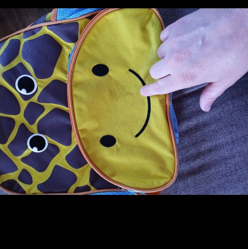 Giraffe backpack - Picture 4 of 4